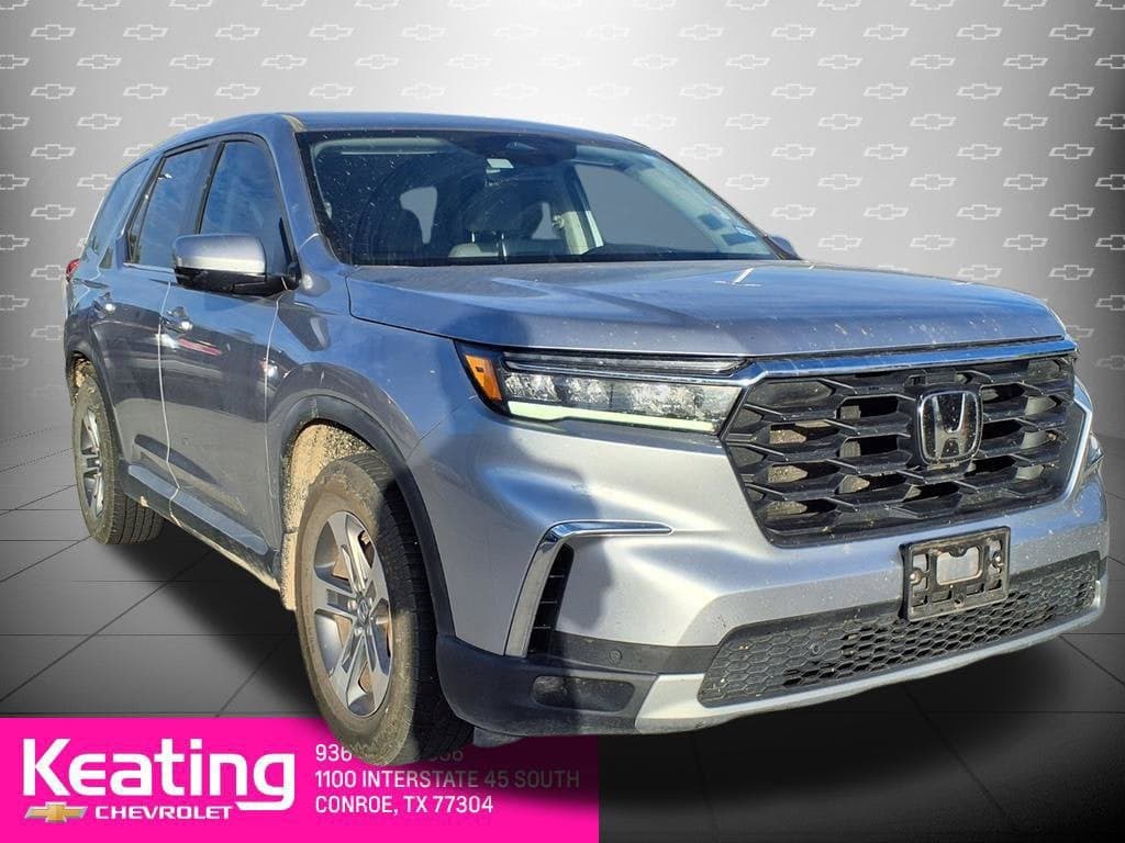 2023 Honda Pilot EX-L 7 Passenger — photo 1 of 5