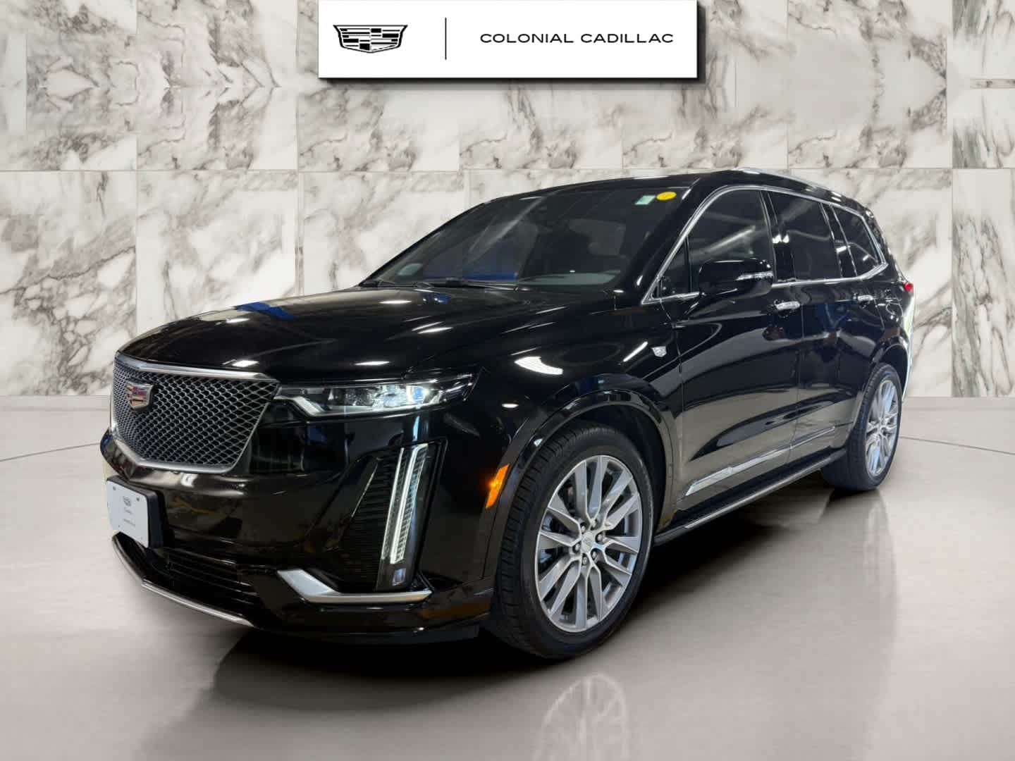 2024 Cadillac XT6 AWD Premium Luxury — photo 1 of 35