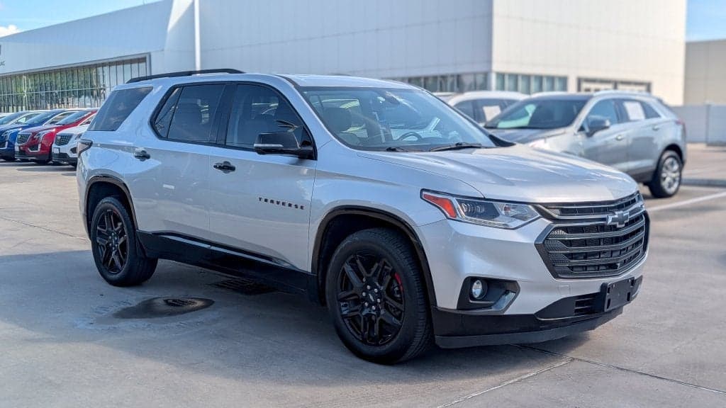 2020 Chevrolet Traverse Premier — photo 1 of 27