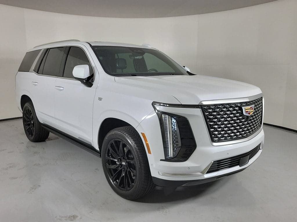 2026 Cadillac Escalade Luxury — photo 1 of 48
