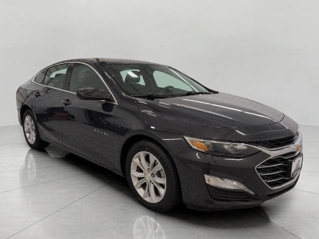2025 Chevrolet Malibu Base — photo 1 of 5