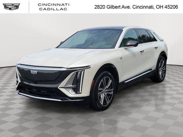 2024 Cadillac LYRIQ Luxury — photo 1 of 31