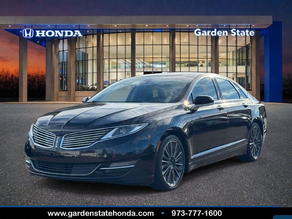 2014 Lincoln MKZ Base — photo 1 of 5