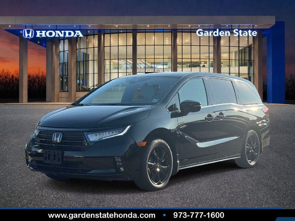 2024 Honda Odyssey Sport — photo 1 of 5