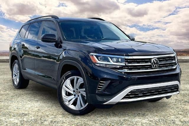 2023 Volkswagen Atlas 3.6L V6 SE w/Technology — photo 1 of 36
