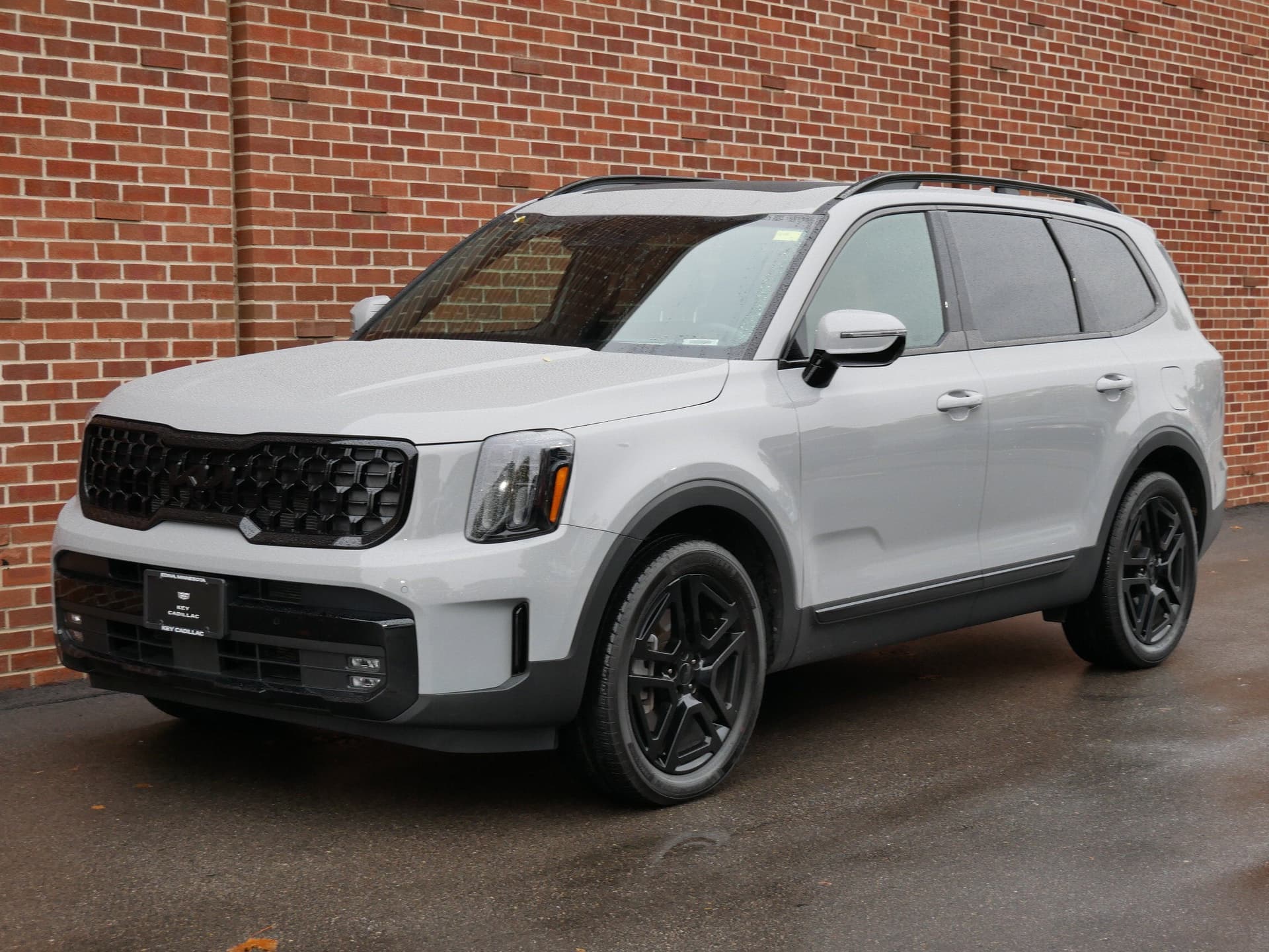 2025 Kia Telluride SX-Prestige X-Line — photo 1 of 5