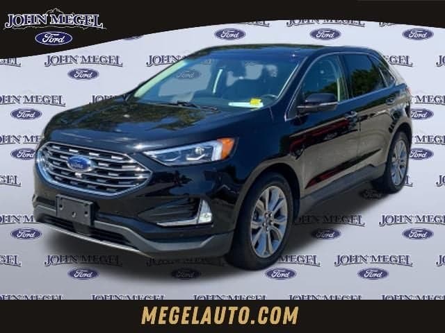 2019 Ford Edge Titanium — photo 1 of 36