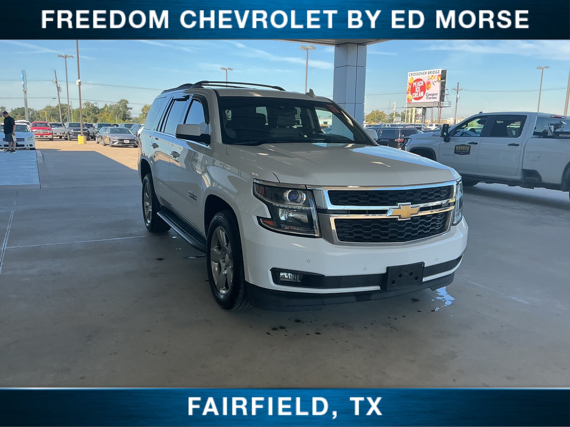 2017 Chevrolet Tahoe LT — photo 1 of 5