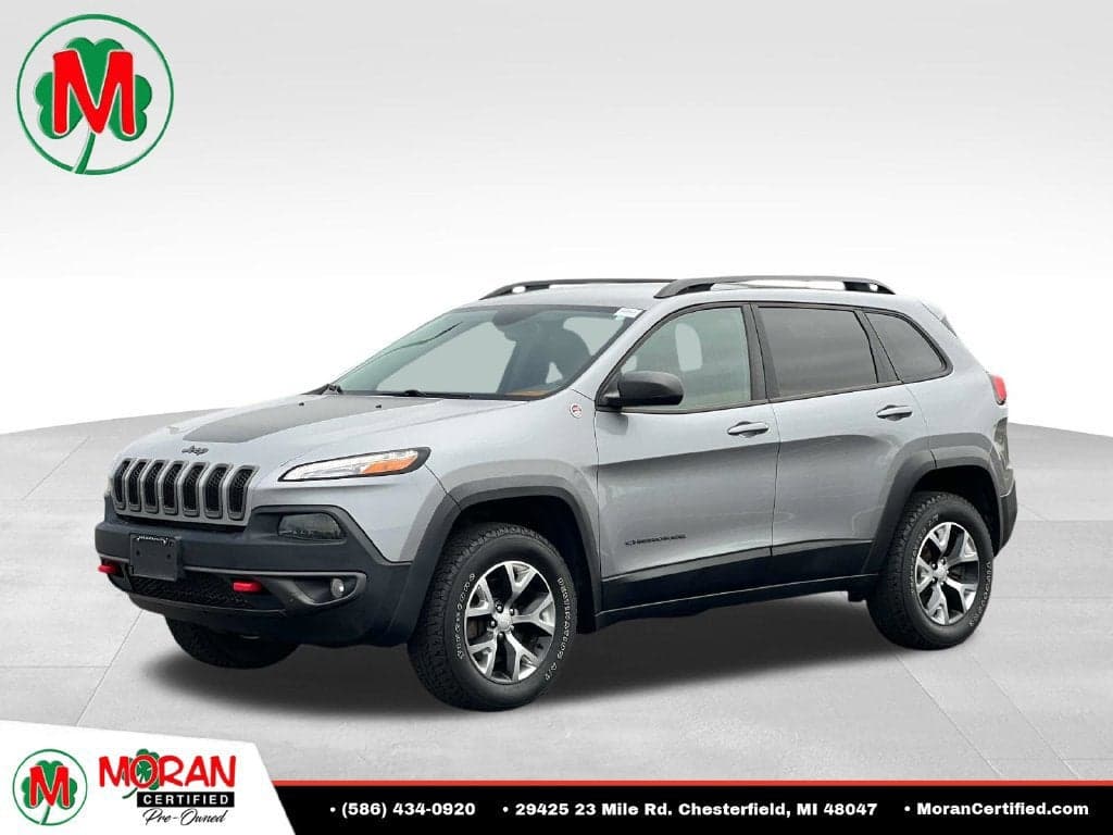 2017 Jeep Cherokee Trailhawk — photo 1 of 5