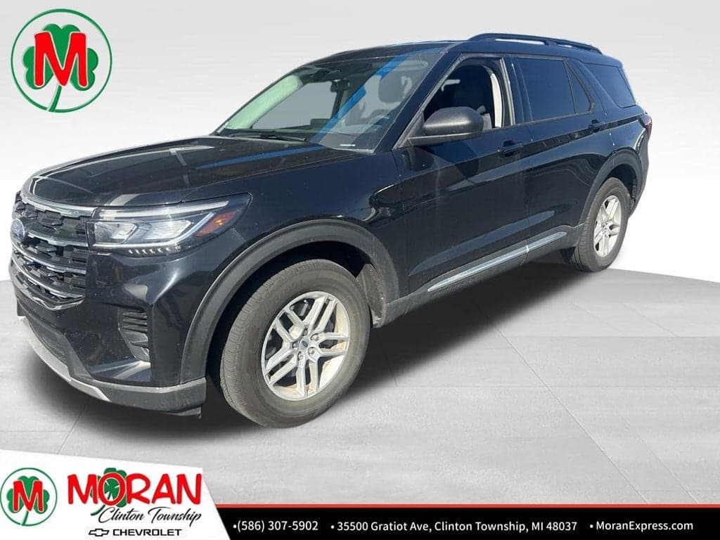 2025 Ford Explorer Active — photo 1 of 5