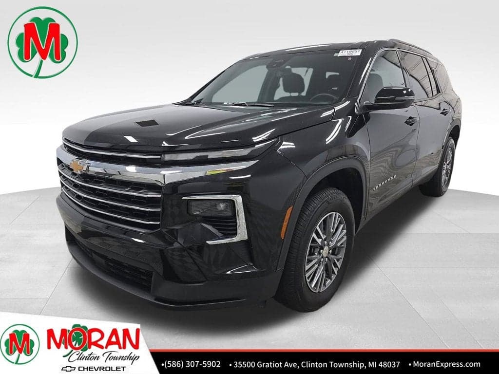2026 Chevrolet Traverse FWD LT — photo 1 of 5
