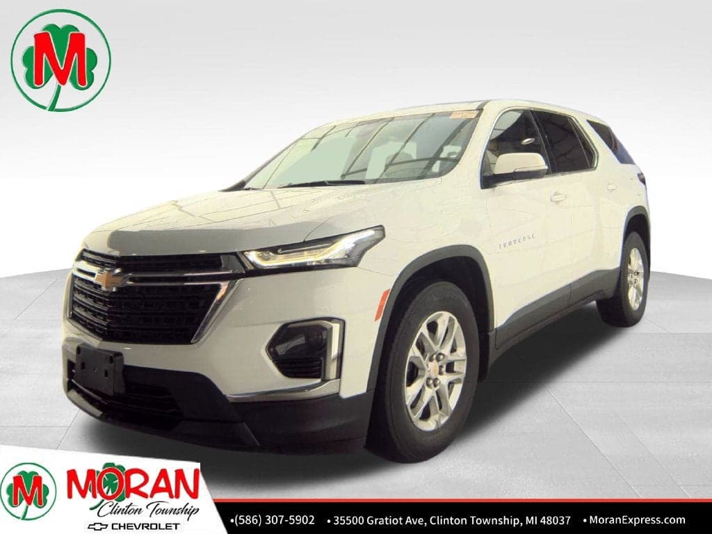 2023 Chevrolet Traverse LS — photo 1 of 5