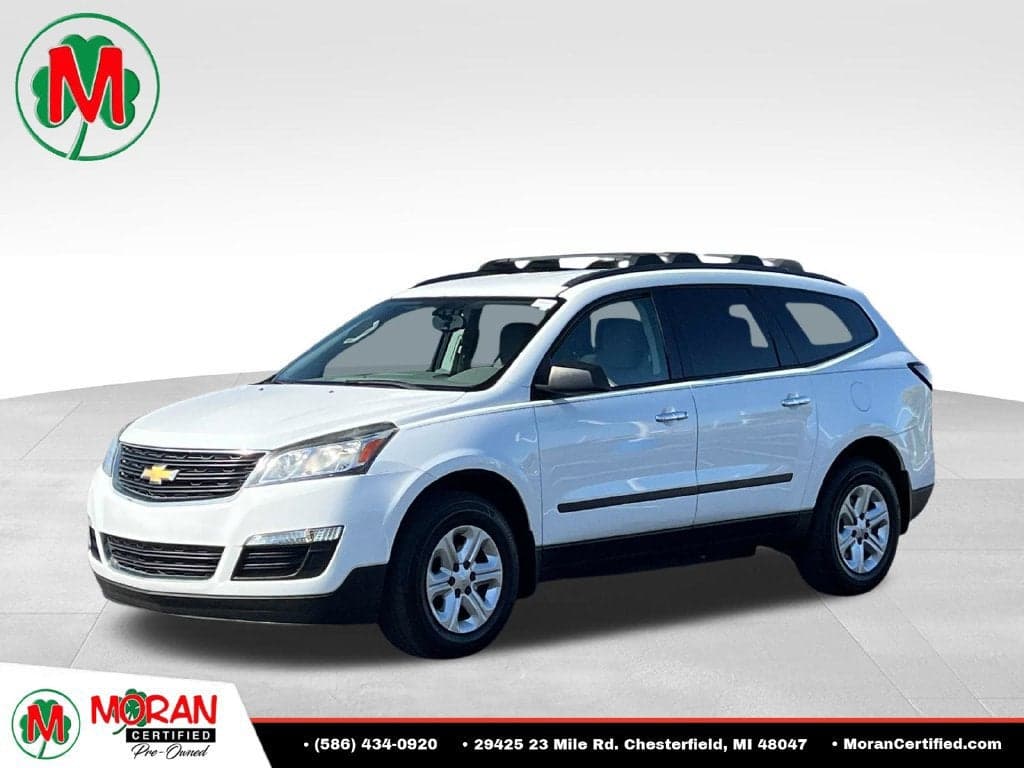 2017 Chevrolet Traverse LS — photo 1 of 5
