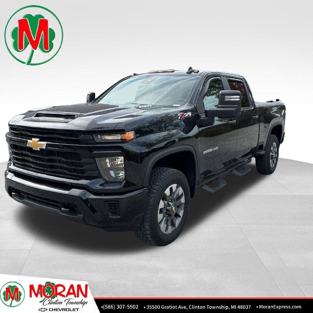 2024 Chevrolet Silverado 2500HD Custom — photo 1 of 5