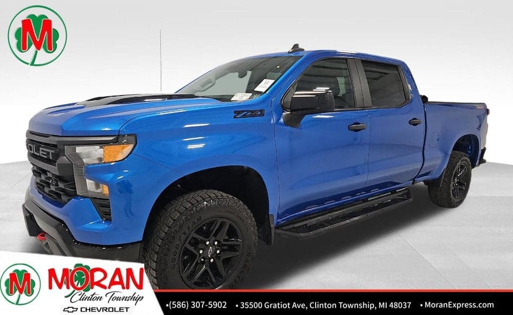 2023 Chevrolet Silverado 1500 Custom Trail Boss — photo 1 of 5
