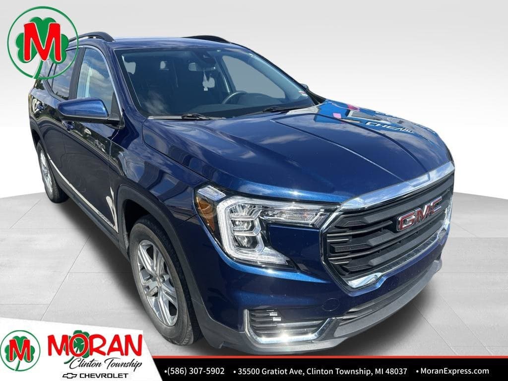 2022 GMC Terrain SLE — photo 1 of 5
