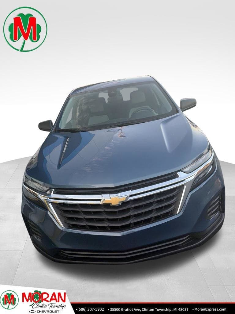 2024 Chevrolet Equinox LS — photo 1 of 5