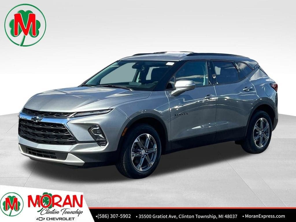 2023 Chevrolet Blazer LT — photo 1 of 5