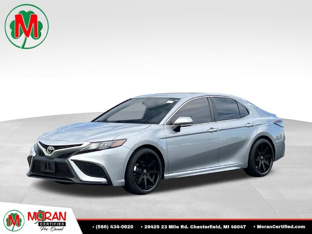 2023 Toyota Camry SE — photo 1 of 5