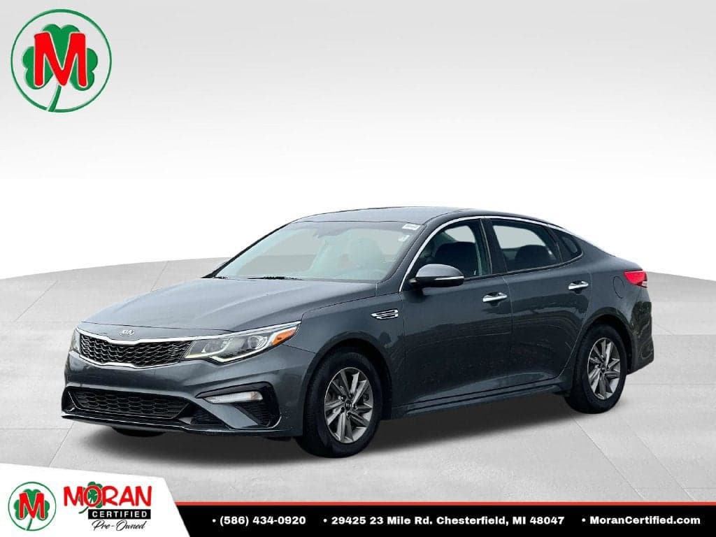 2020 Kia Optima LX — photo 1 of 5