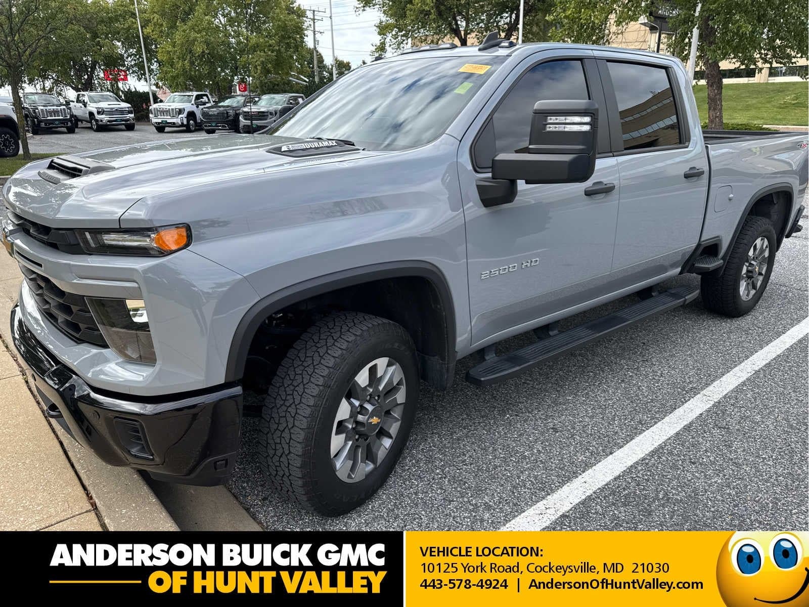 2025 Chevrolet Silverado 2500HD Custom — photo 1 of 5