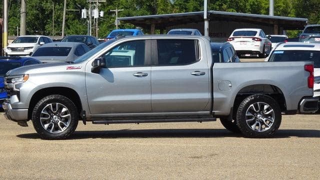 2025 Chevrolet Silverado 1500 RST — photo 1 of 18