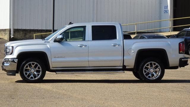 2018 GMC Sierra 1500 SLT — photo 1 of 31