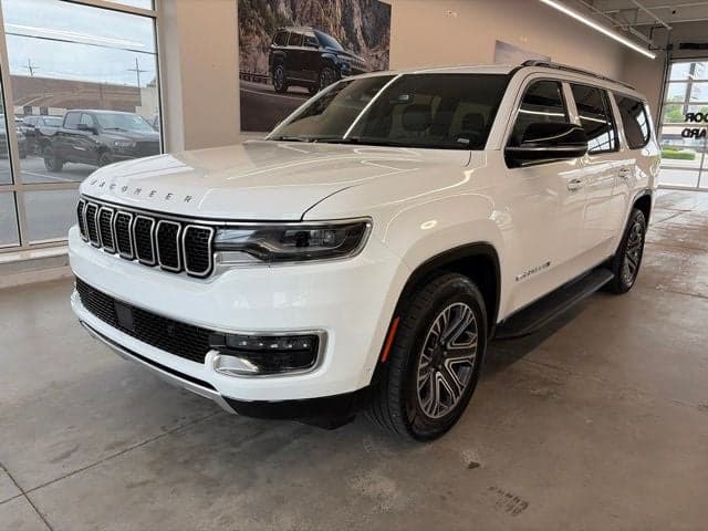2024 Jeep Wagoneer L Series II — photo 1 of 5