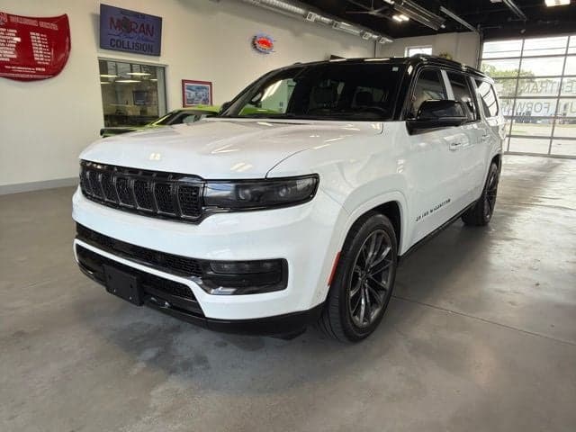 2024 Jeep Grand Wagoneer L Series II — photo 1 of 5