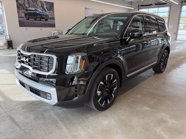 2024 Kia Telluride SX Prestige — photo 1 of 5
