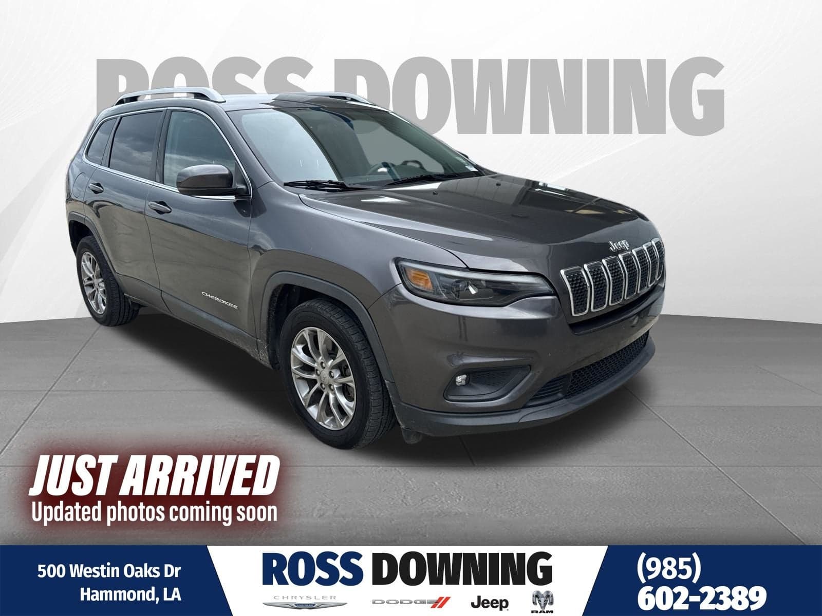 2019 Jeep Cherokee Latitude Plus — photo 1 of 3