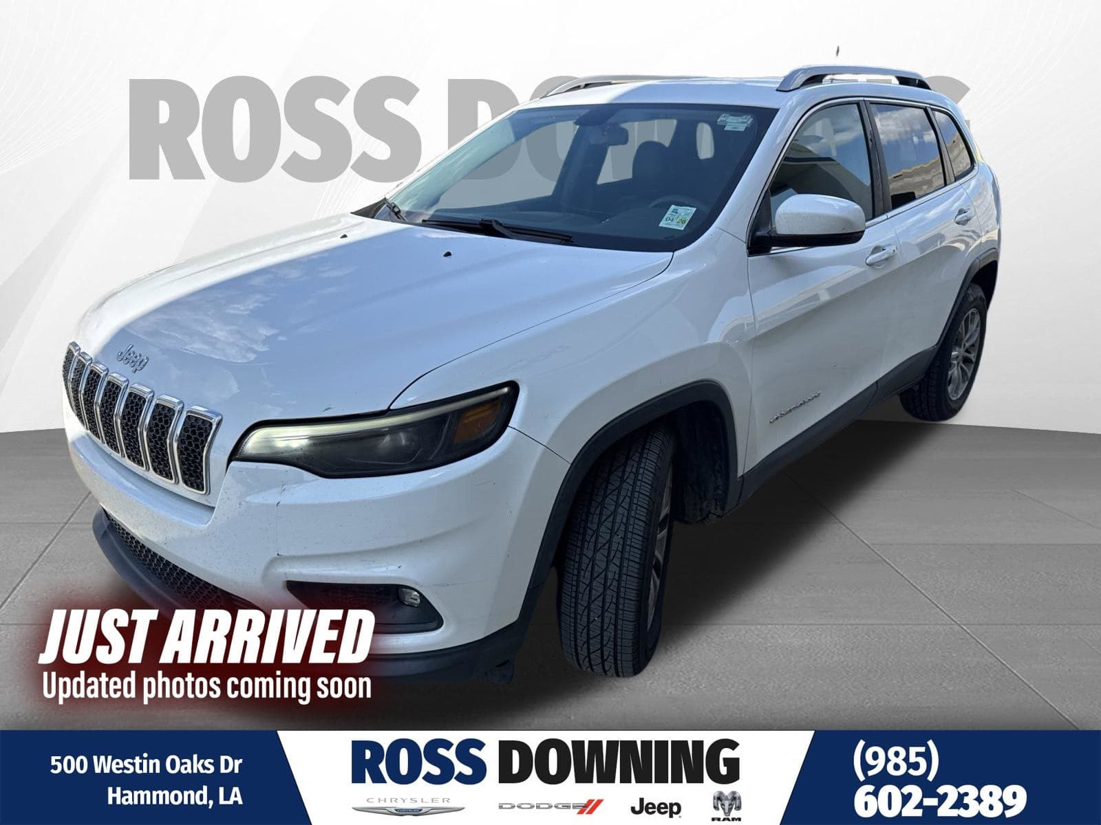 2019 Jeep Cherokee Latitude Plus — photo 1 of 4