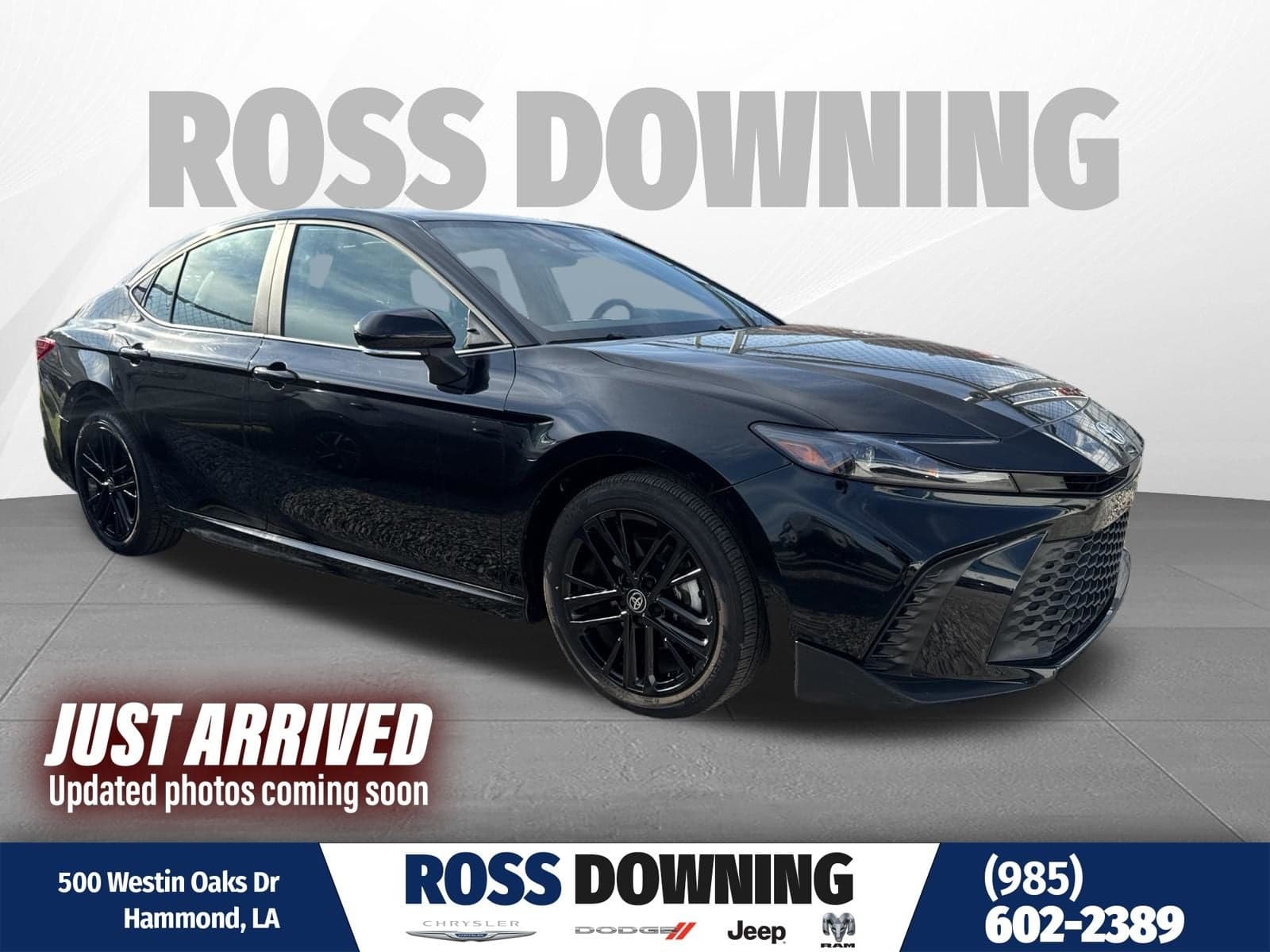 2026 Toyota Camry SE — photo 1 of 5