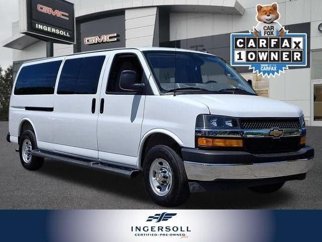 2025 Chevrolet Express Passenger 1LT — photo 1 of 39