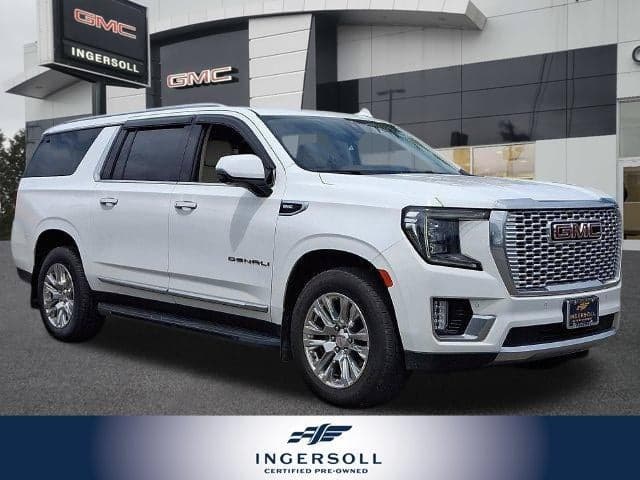 2022 GMC Yukon XL Denali — photo 1 of 55