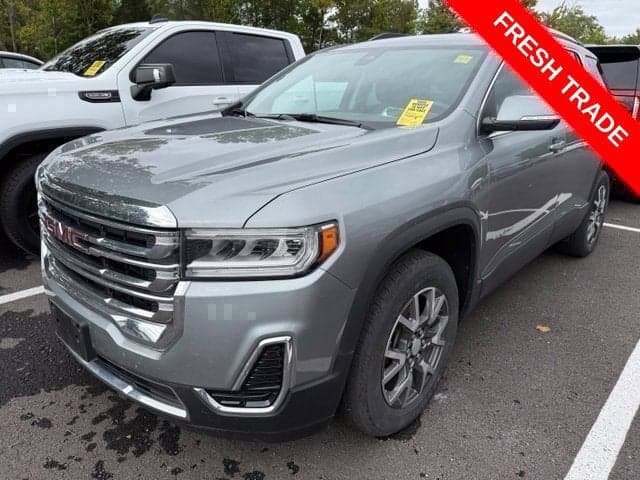 2023 GMC Acadia SLE — photo 1 of 4