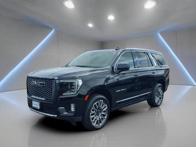 2023 GMC Yukon Denali Ultimate — photo 1 of 5