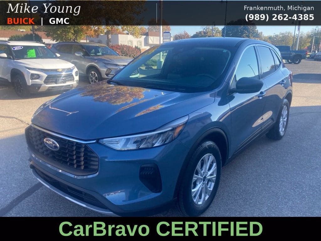 2023 Ford Escape Active — photo 1 of 5