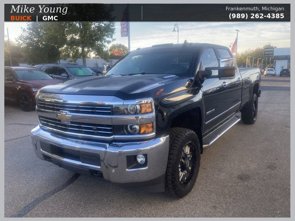 2015 Chevrolet Silverado 2500HD LTZ — photo 1 of 5