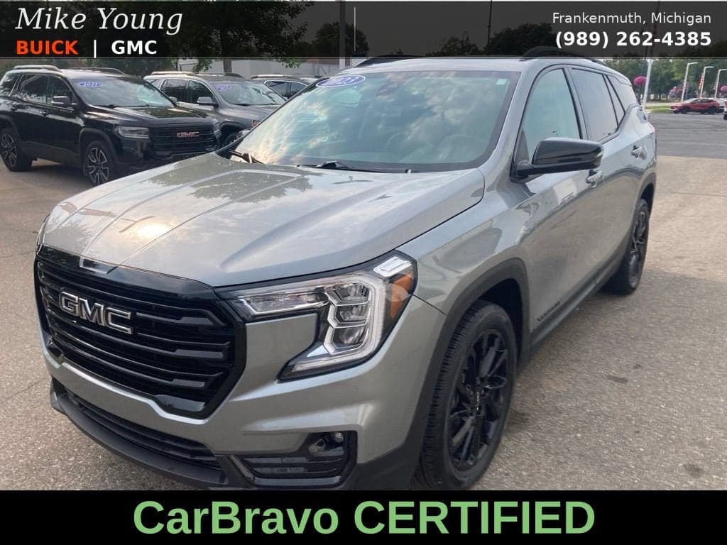2023 GMC Terrain SLT — photo 1 of 54