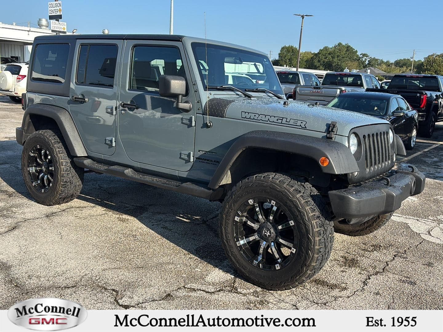 2014 Jeep Wrangler Unlimited Sport — photo 1 of 21