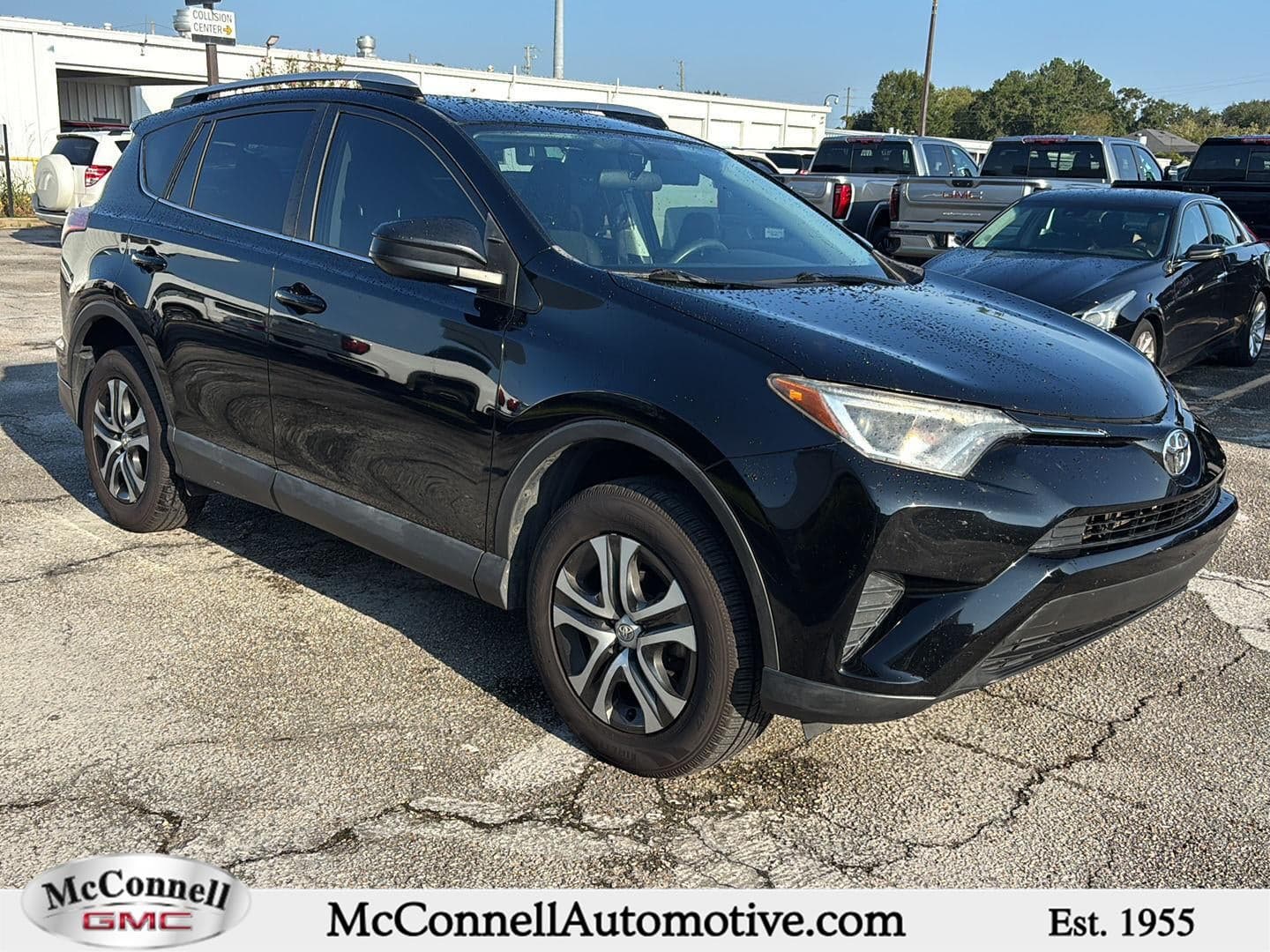 2016 Toyota RAV4 LE — photo 1 of 21