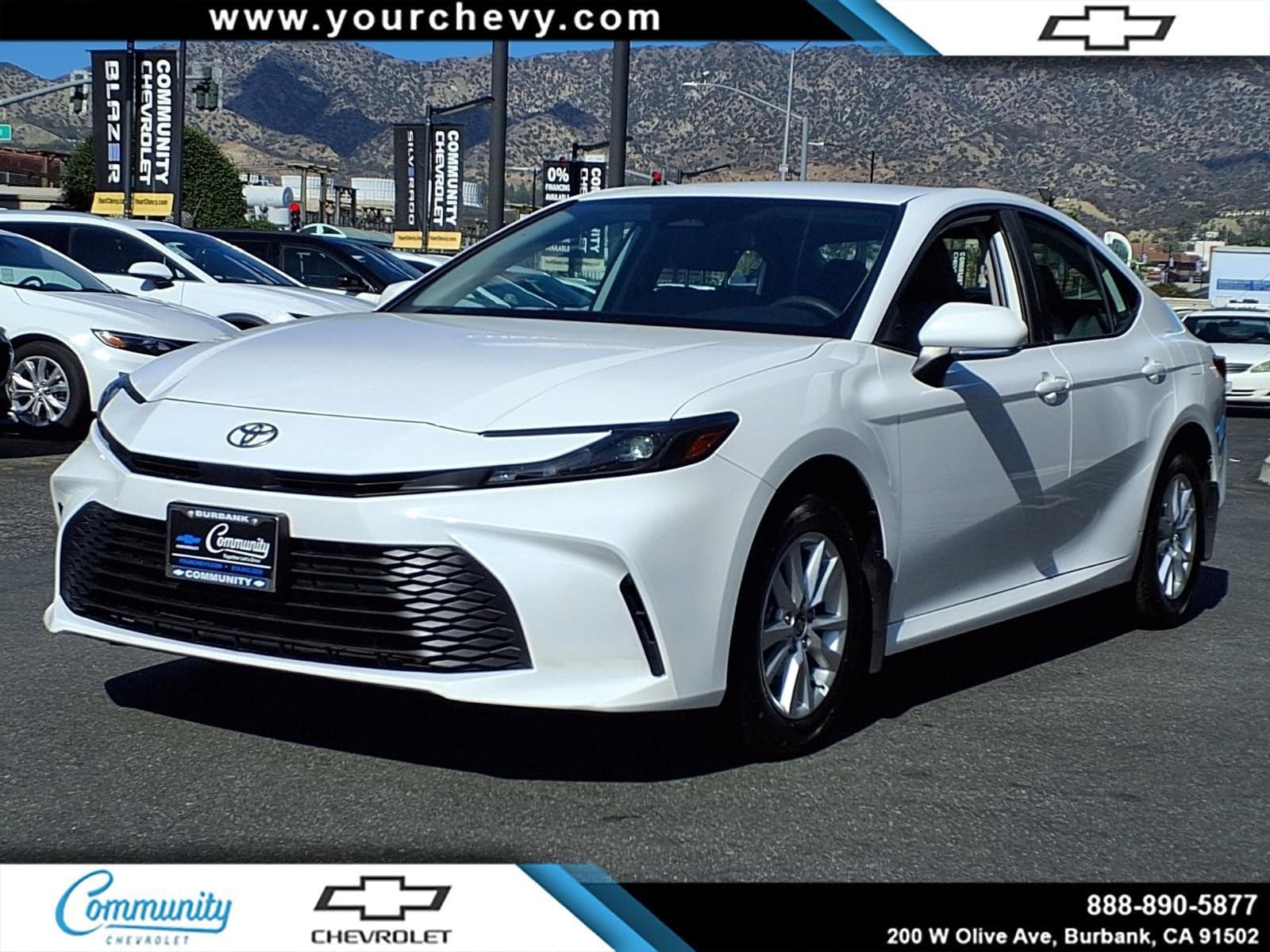 2025 Toyota Camry LE — photo 1 of 5