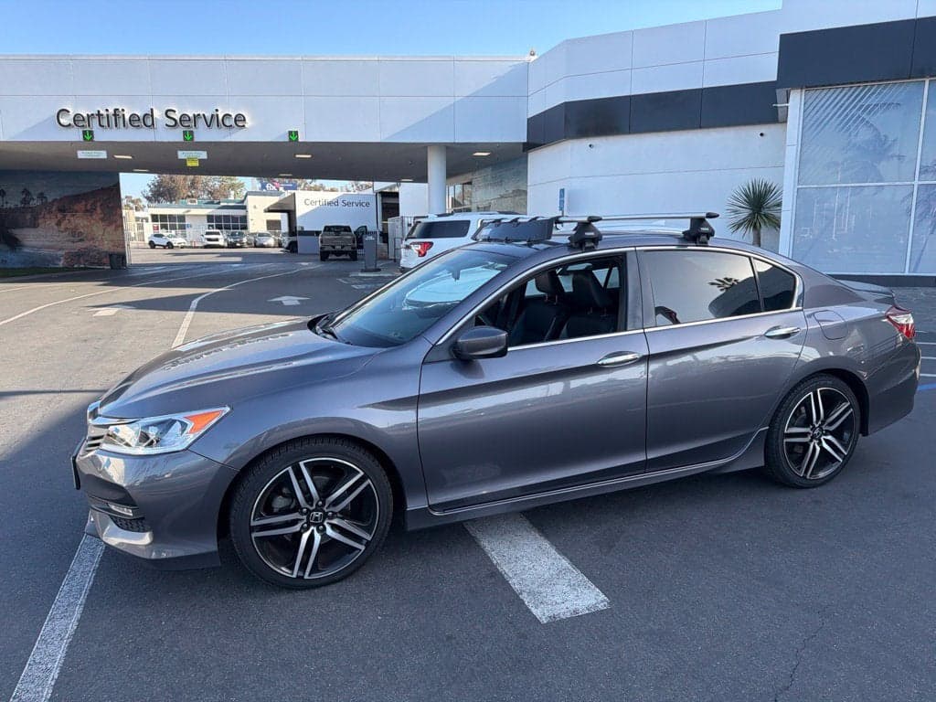 2016 Honda Accord Sedan Sport — photo 1 of 20