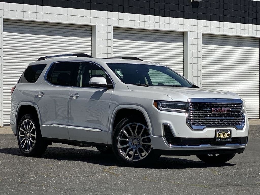 2023 GMC Acadia Denali — photo 1 of 54
