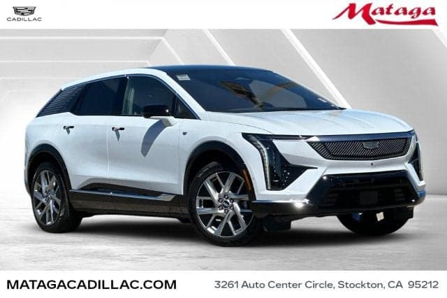 2027 Cadillac OPTIQ Luxury — photo 1 of 43
