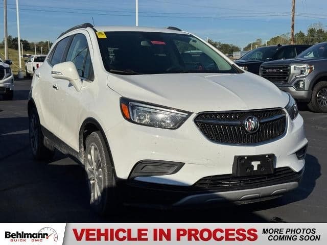 2019 Buick Encore Base — photo 1 of 5