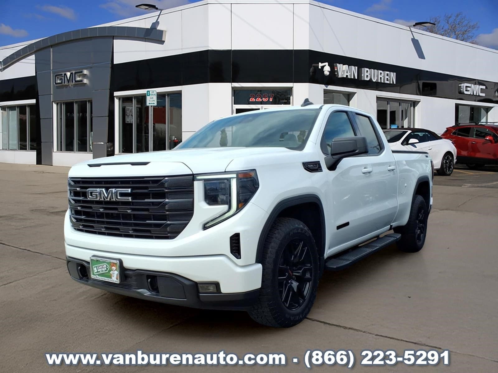 2023 GMC Sierra 1500 Elevation — photo 1 of 23