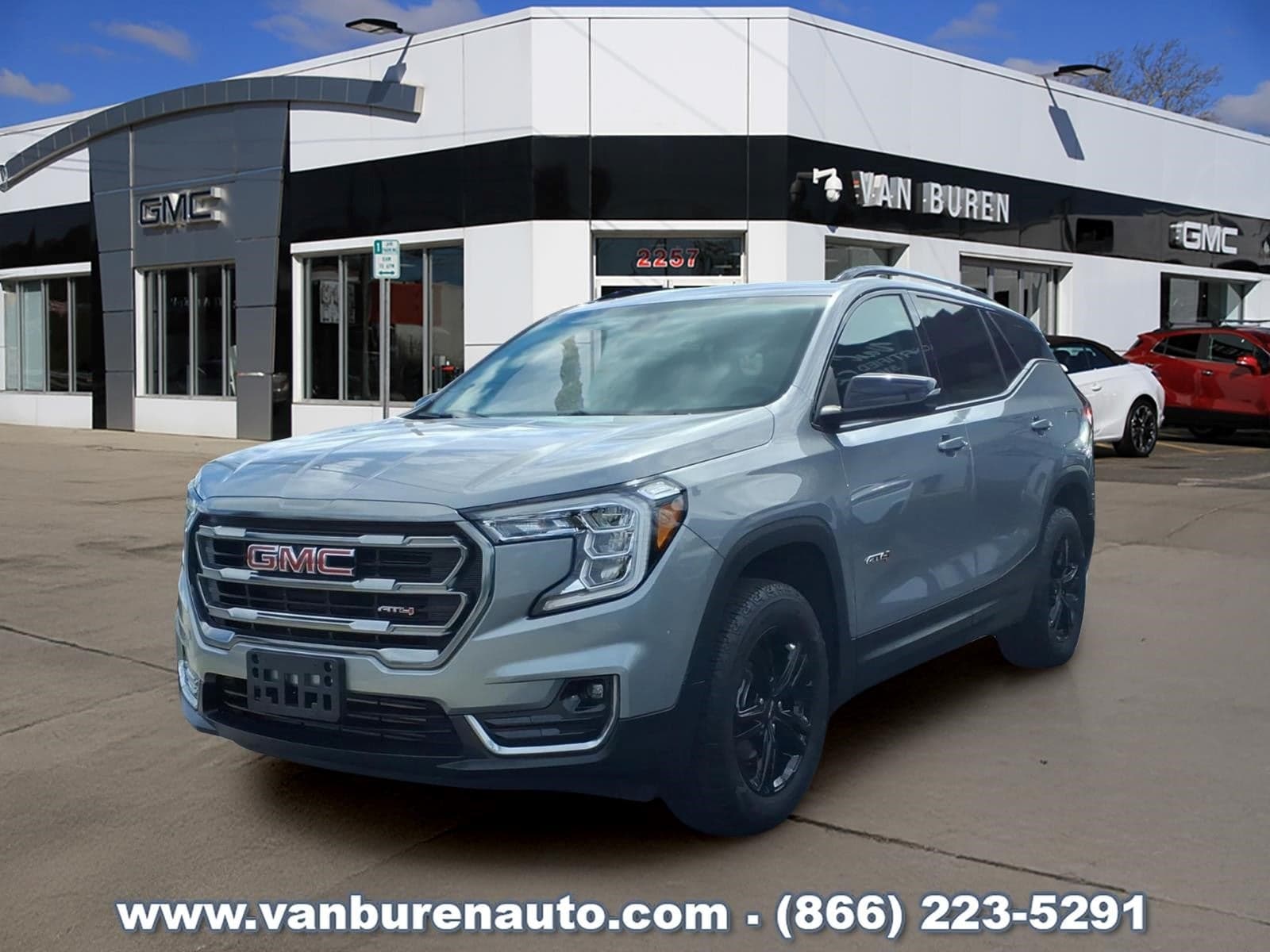 2024 GMC Terrain AT4 — photo 1 of 44