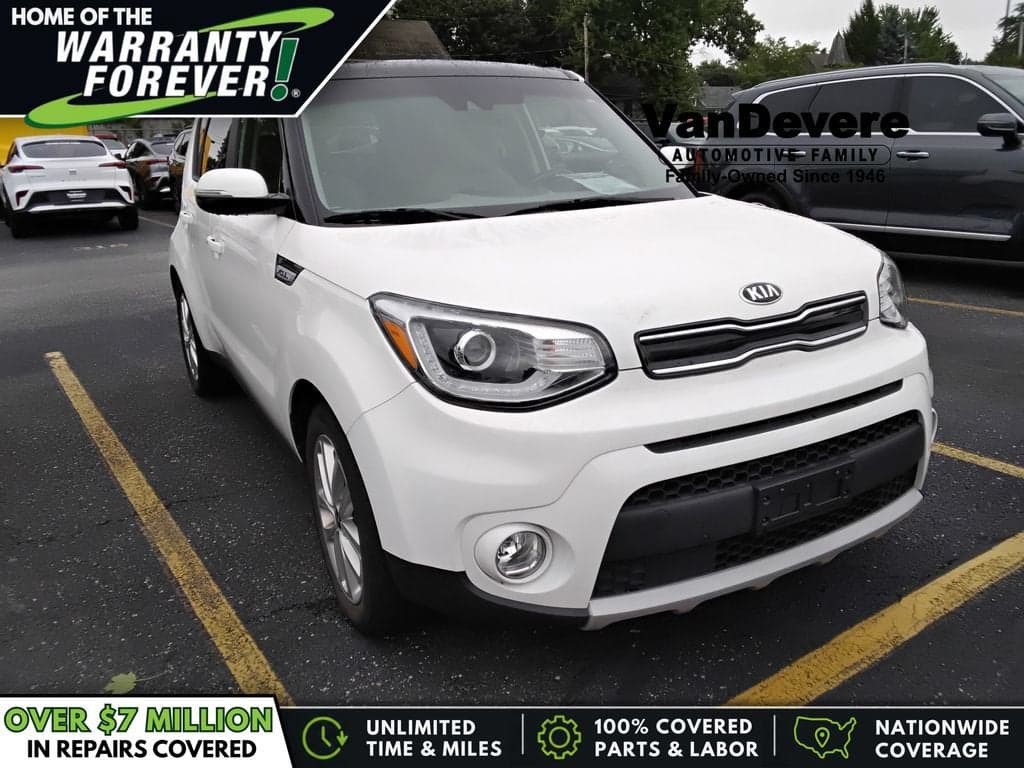 2019 Kia Soul + — photo 1 of 12